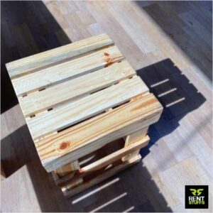Rent Stuffs offers rustic pallet wooden stools for rent in Colombo, Sri Lanka. We rent wide range of furniture including rustic looking wooden pallet stools
